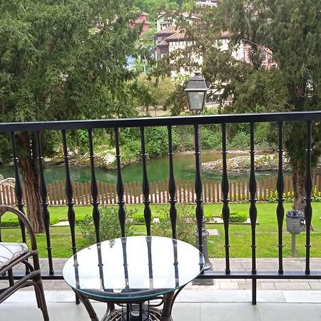 Apartamento Con Terraza Al Puente Romano Onís Extérieur photo