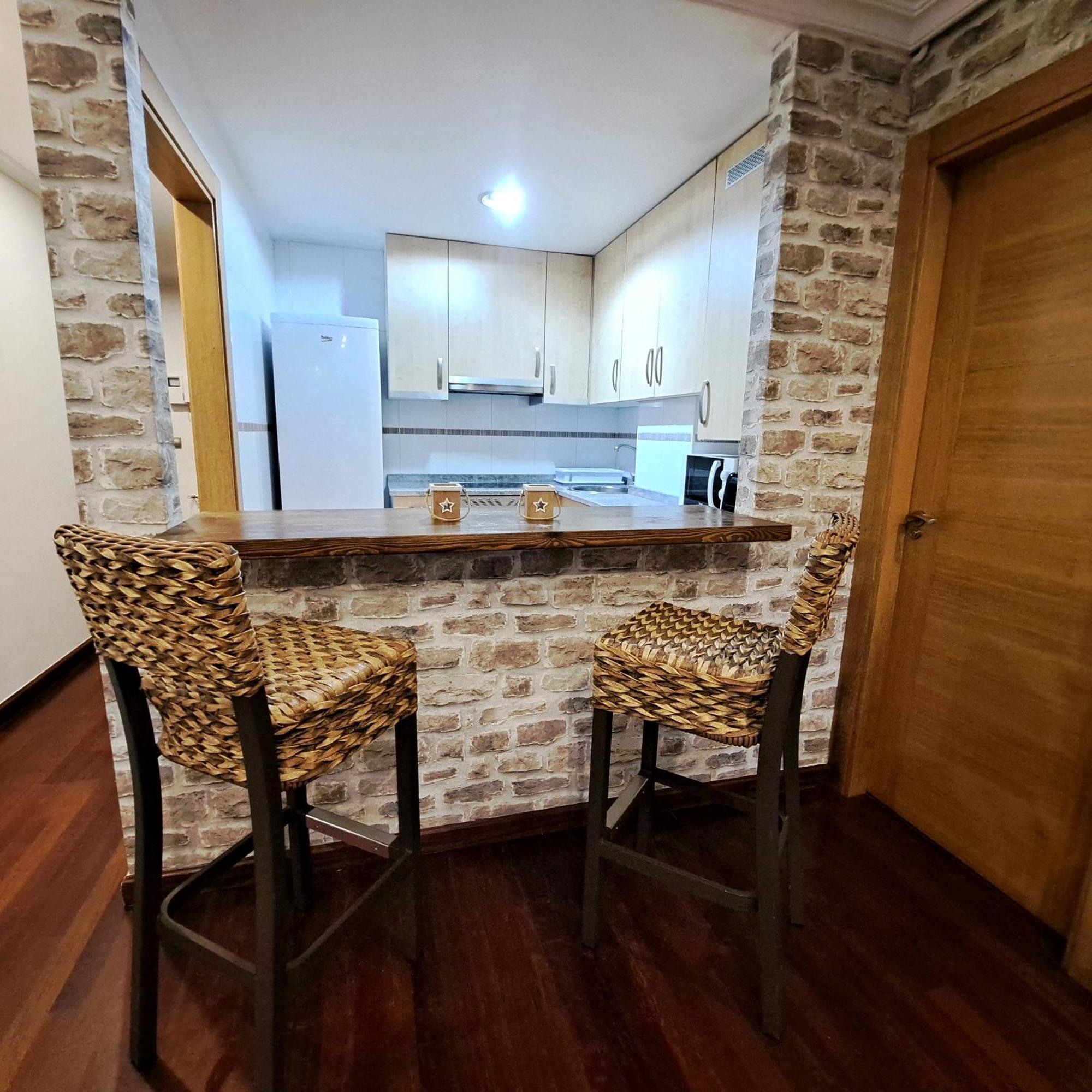 Apartamento Con Terraza Al Puente Romano Onís Extérieur photo